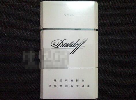 十三钗香烟带爆珠吗